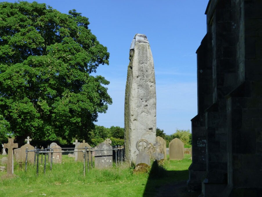 An image illustrating an article about Rudston Standing Stone on thealicesyndrome.com
