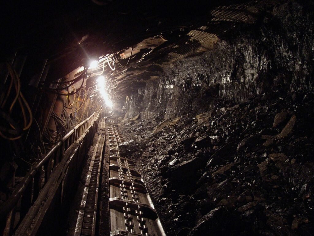 coal, black, mineral, underground, mine, miners, production, dark, silence, light, coal, coal, coal, mine, mine, mine, mine, mine