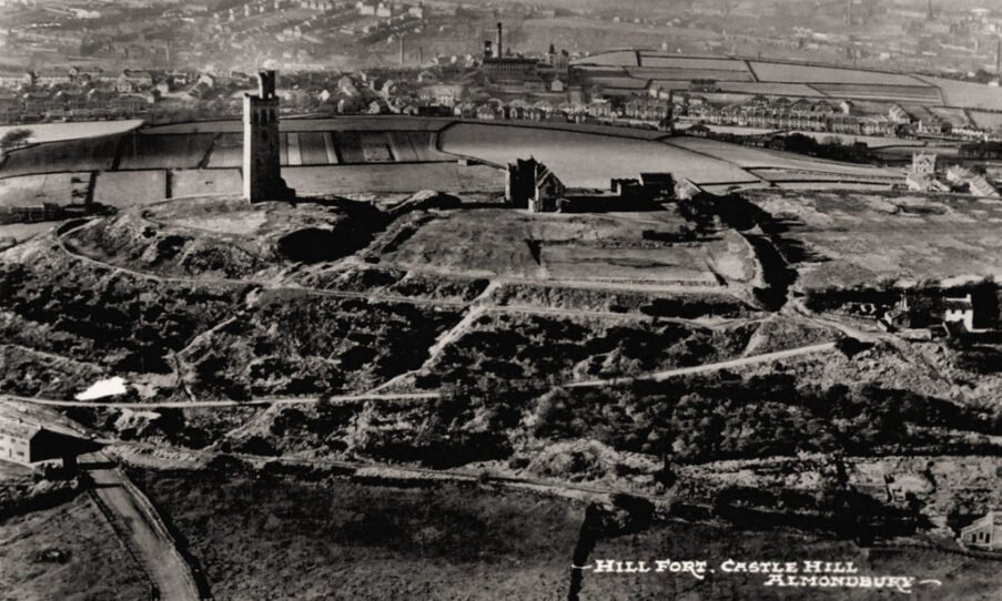 1930s photograph of Castle Hill